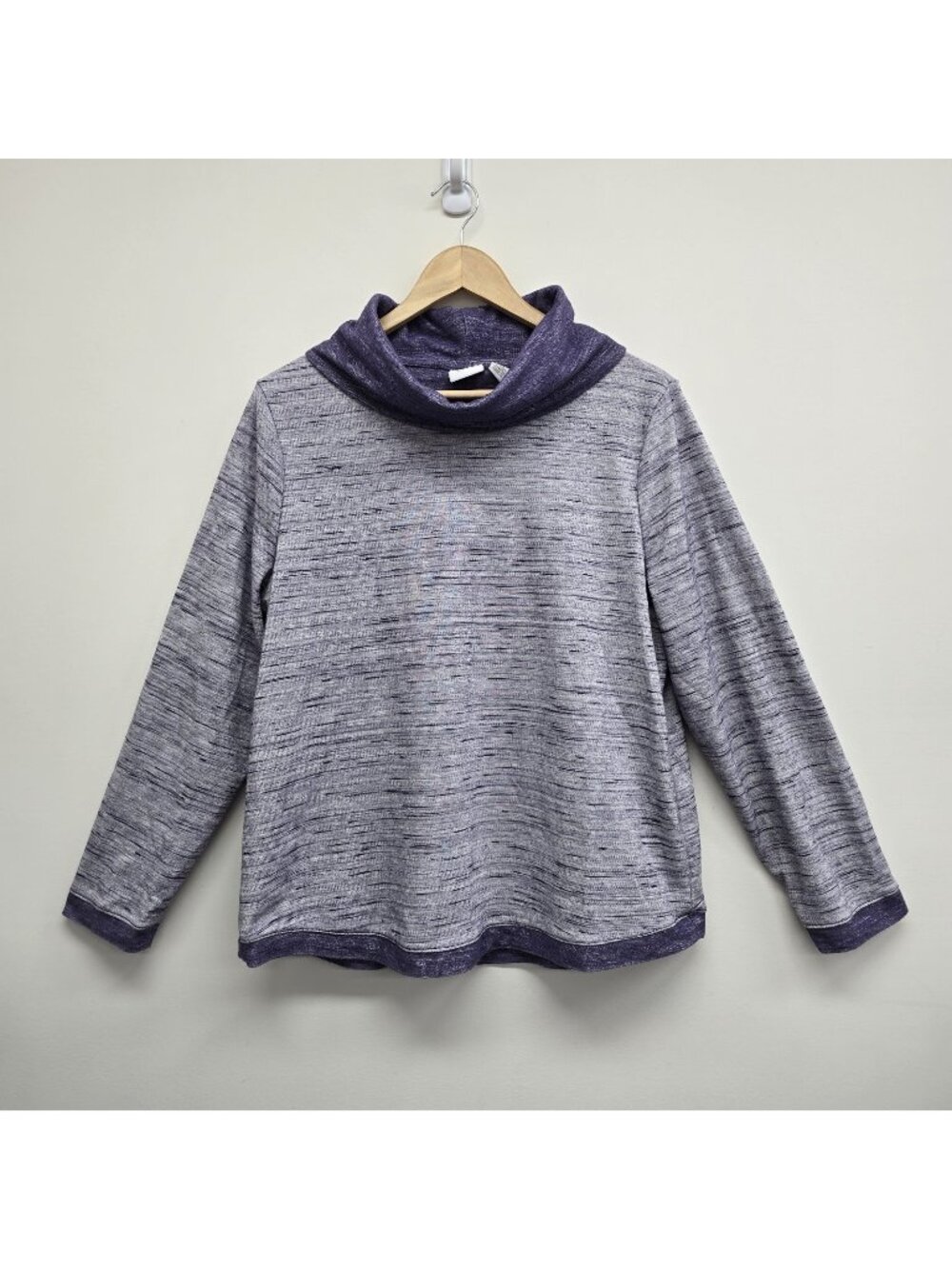 Weekends by Chicos Cowl Neck Top Size Large Casual Lightweight Heather Purple - Picture 1 of 7